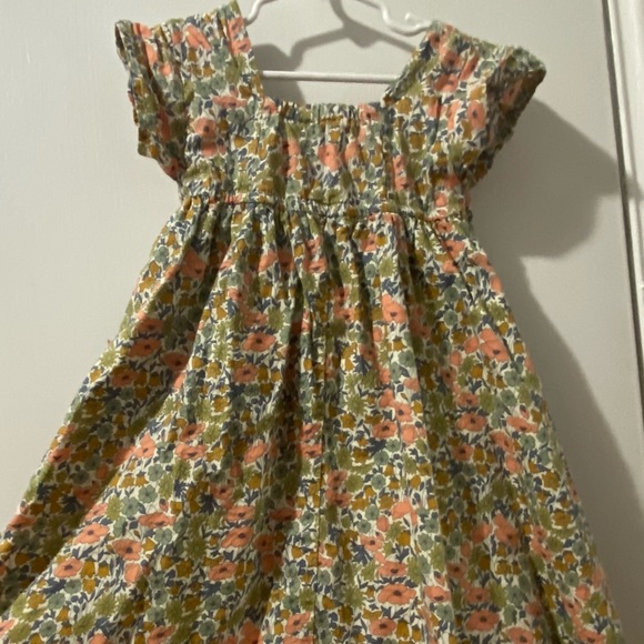 Flower dress💐GREAT CONDITION 9/10. Beautiful for spring/summer! 5T! - Picture 2 of 4